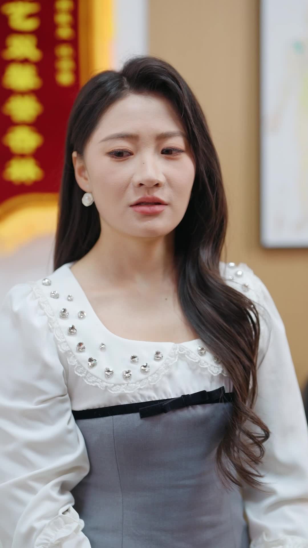 Episode 6 - The Silent Wife, The Diva's Return